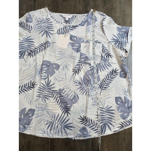 NWT Lauren Conrad Palm Leaf Short Sleeve Blouse Size XL  Women's White - Picture 8 of 8